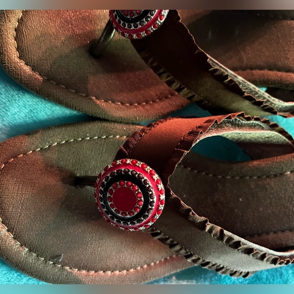 Lindsey Phillips Switchflops sz 9 Amazing shoes!! Velcro straps switch! - Picture 7 of 12